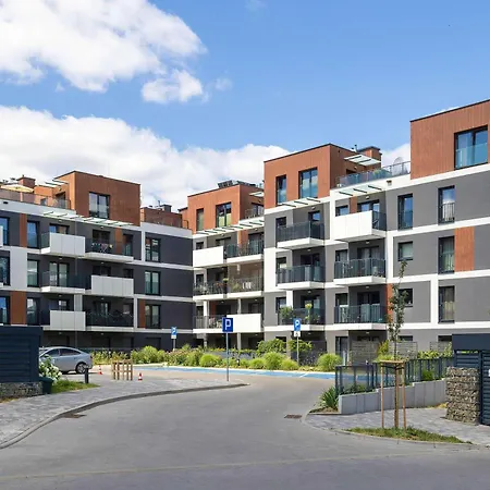 Apartament Przestronny Z 2 Sypialniami I Balkonem By Renters Katowice
